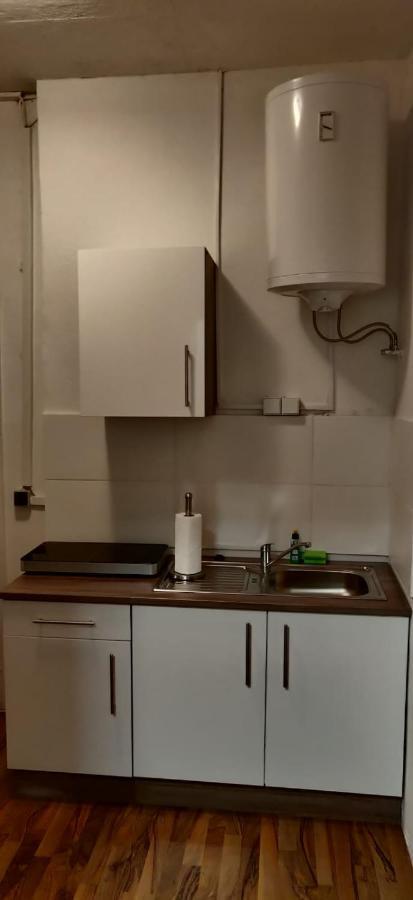Apolo 3 Apartment เคมนิตซ์ ภายนอก รูปภาพ