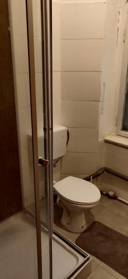 Apolo 3 Apartment เคมนิตซ์ ภายนอก รูปภาพ