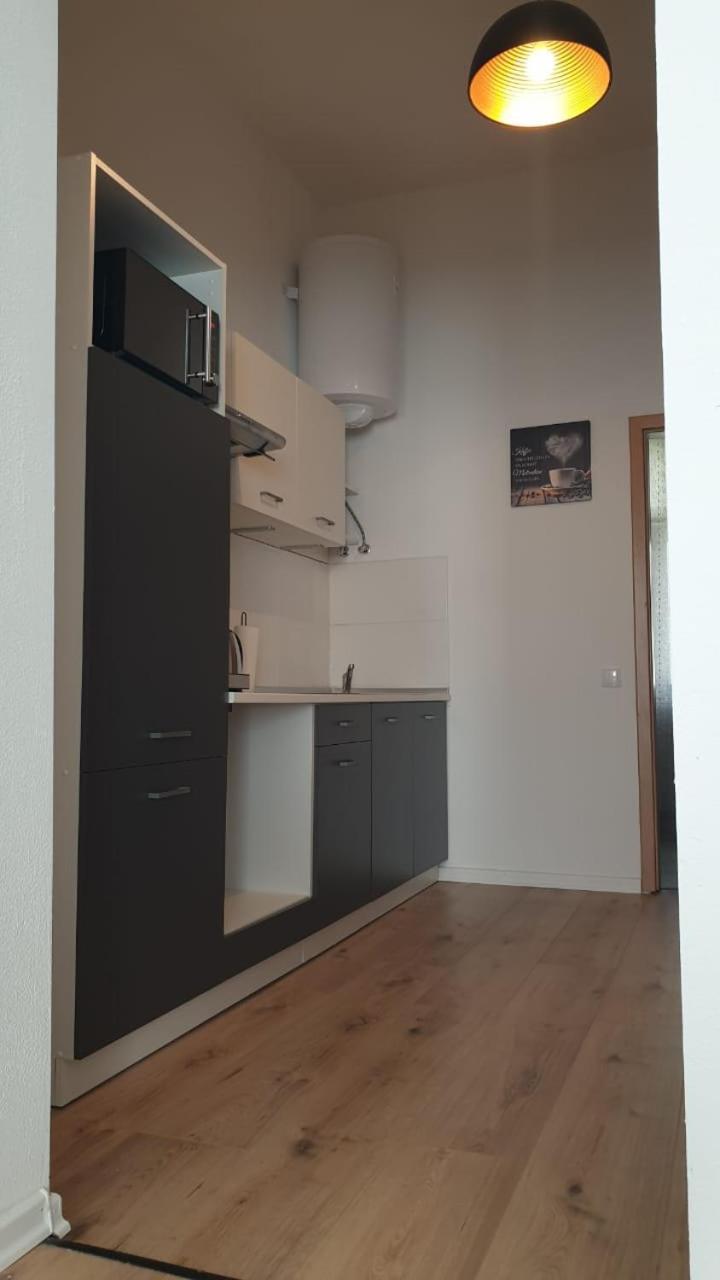 Apolo 3 Apartment เคมนิตซ์ ภายนอก รูปภาพ