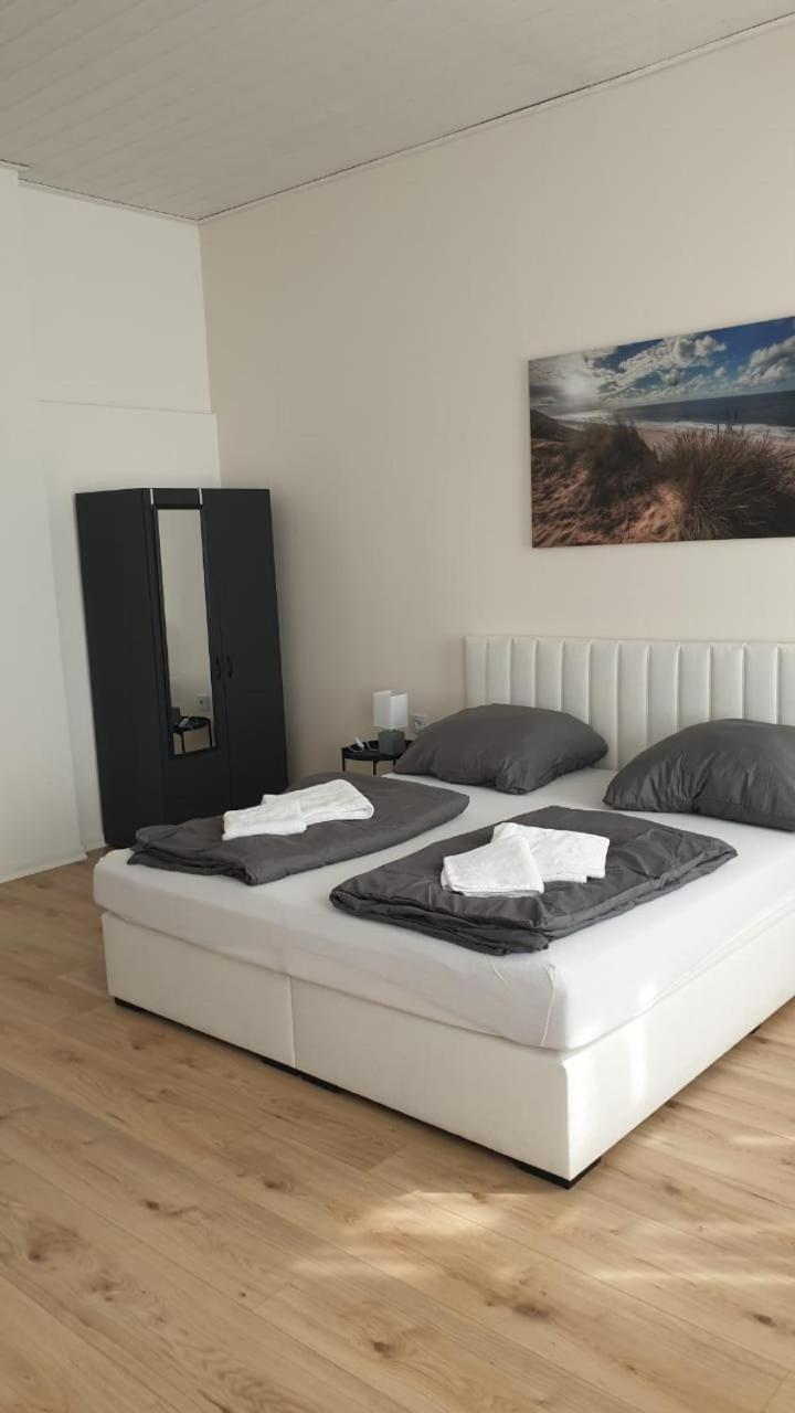 Apolo 3 Apartment เคมนิตซ์ ภายนอก รูปภาพ